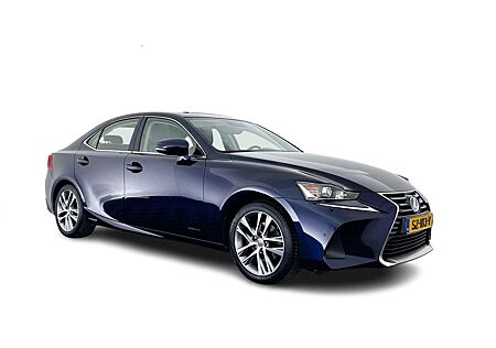 Lexus IS 300 300h Hybrid Business Line Aut. *PANO | LE