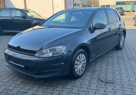 VW Golf Volkswagen VII Lim. Trendline BMT*1/Hand* Neu Tüv*