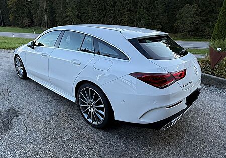 Mercedes-Benz CLA 200 Shooting Brake -