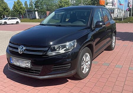 VW Tiguan Volkswagen 1.4 TSI Top Zustand/1.Hand/Navi