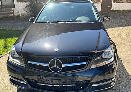 Mercedes-Benz C 180 CGI T BlueEFFICIENCY AVANTG. Aut. AVAN...