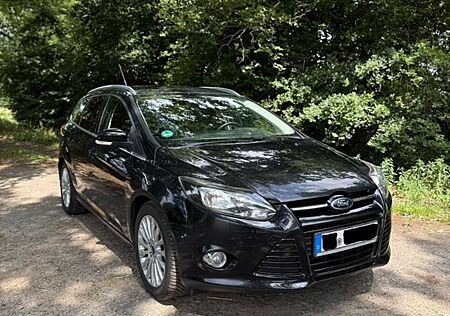 Ford Focus 1.6 EcoBoost Titanium - Zahnriemen neu
