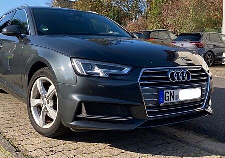 Audi A4 35 TFSI S tronic Avant - VIRTUAL,APPLE,SPORT