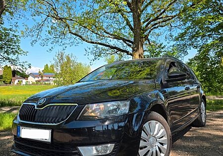 Skoda Octavia 2.0 TDI DSG Ambition Combi Ambition