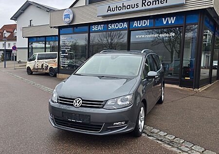 VW Sharan Volkswagen 2.0 TDI Highline Xenon Standheizung Leder