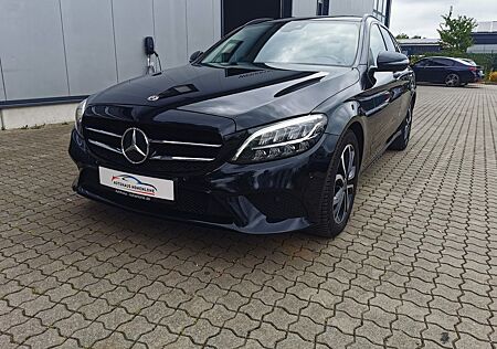 Mercedes-Benz C 220 T d NAVI LED BT DAB APP RFK SPUR