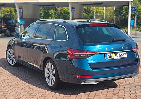 Skoda Superb 2.0 TDI SCR DSG STYLE COMBI STYLE