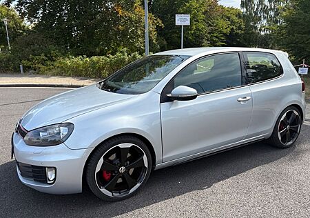 VW Golf Volkswagen 2.0 TSI GTI GTI