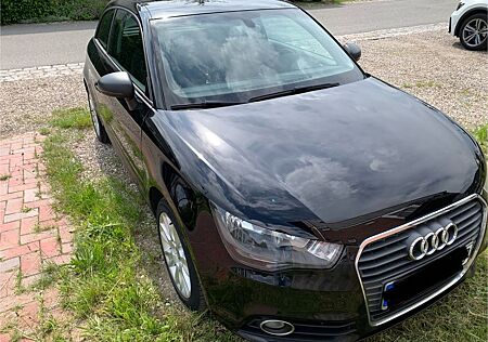 Audi A1 1.6 TDI 66kW S tronic Ambition Ambition