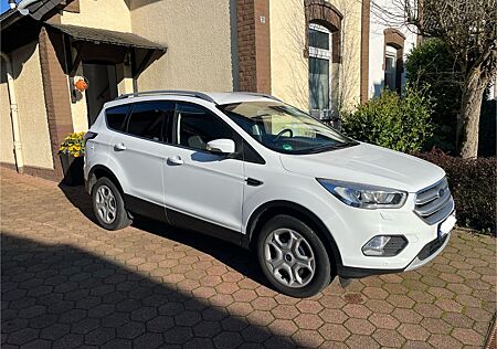 Ford Kuga 1,5 EcoBoost 4x2 110kW Titanium