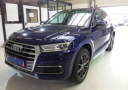 Audi Q5 40 TDI quattro sport *AHK LEDER KAMERA NAVI*