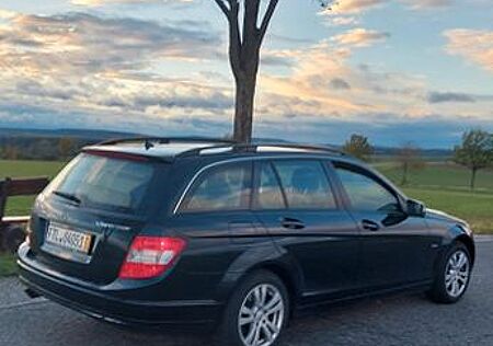 Mercedes-Benz C 180 CGI T BlueEFFICIENCY -