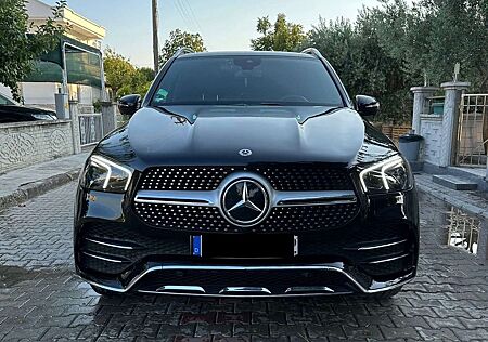 Mercedes-Benz GLE 300 Mercedes Benz GLE 300d 4Matic|AMG Line| Burmeste