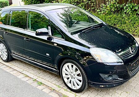Opel Zafira 2.0 Turbo OPC-Line Navi Xenon AHK PDC