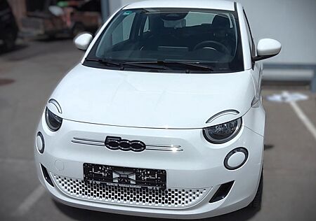 Fiat 500E MY23