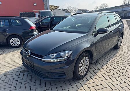 VW Golf Volkswagen 1.6 TDI BMT Navi Variant Euro6
