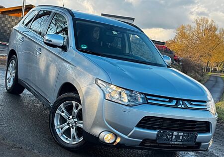 Mitsubishi Outlander Intense 4WD*I.HAND*TÜV NEU*