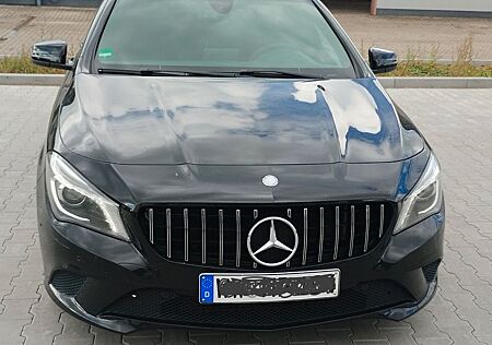 Mercedes-Benz CLA 200 Shooting Brake CLA 200 Urban Shootin...