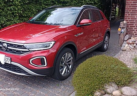 VW T-Roc Volkswagen 1.5 TSI DSG Style Abstandstempom,Neu39315€