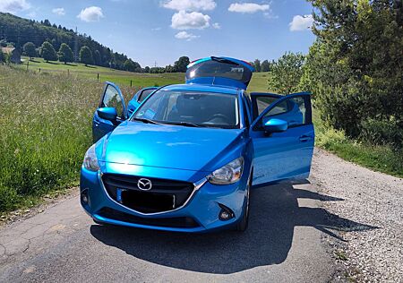 Mazda 2 SKYACTIV-G 90 Exclusive-Line blau metallic