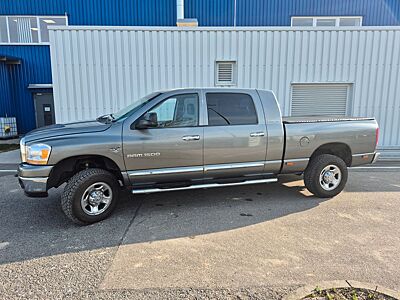 Dodge RAM 1500 / 2500 MegaCab 5.7 HEMI 4x4 LPG