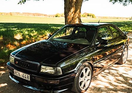 Audi S2 2.2 Coupe - Modified