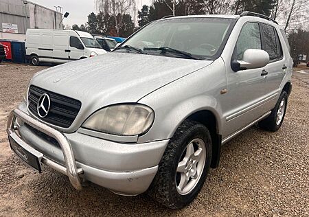 Mercedes-Benz ML 270 CDI Automatik Tempomat SHZ AHK