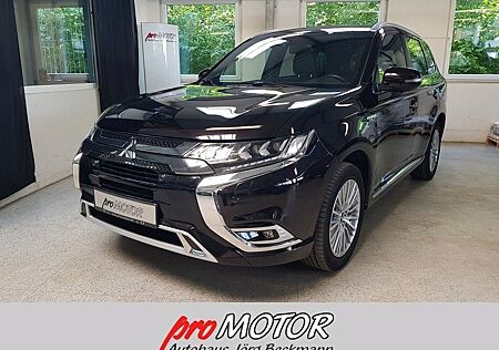 Mitsubishi Outlander 2.4 MIVEC PLUG-IN HYBRID 4WD Top
