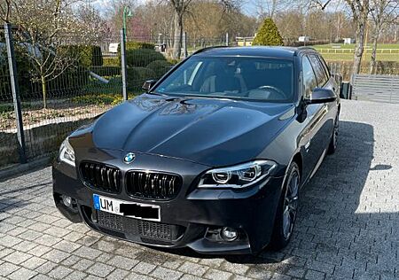 BMW 535d xDrive Touring - MPaket*AHK*LED*HUD*Memory