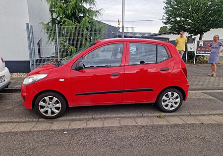 Hyundai i10 1.1 Classic...sauber !!!!!