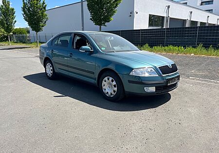 Skoda Octavia Lim. Ambiente,Automatik,PDC