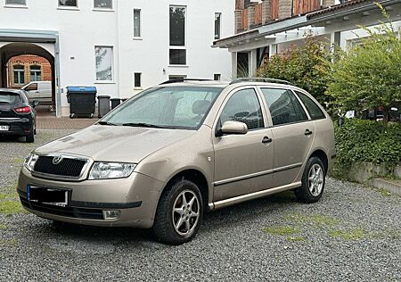 Skoda Fabia Combi 1.4 16V Elegance Elegance