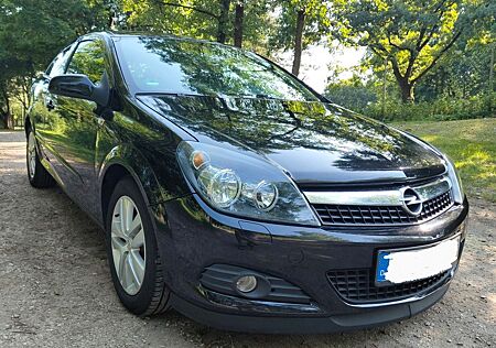 Opel Astra H