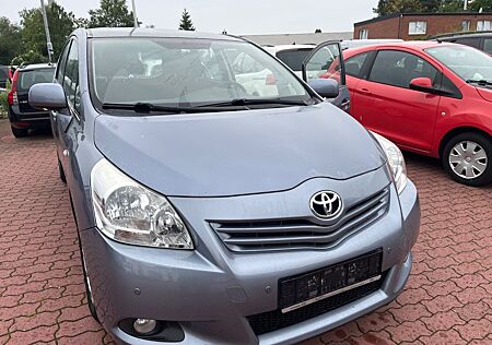 Toyota Verso Edition. Automatik .Benzin.130.km.1 Hand