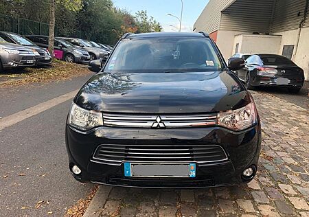 Mitsubishi Plug in Hybrid Outlander Plug-in Hybrid Outlander 2.0 MIVEC PLUG-IN H...