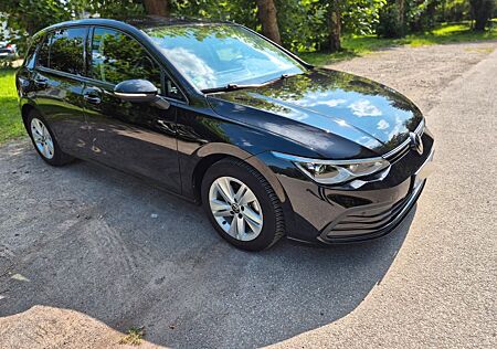 VW Golf Volkswagen 1.5 TSI Life Werksgarantie bis 02/2028