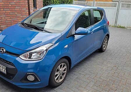 Hyundai i10 1.0 YES! Silver