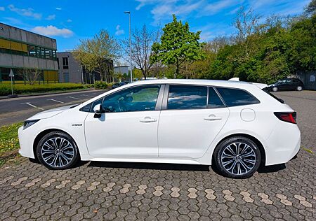 Toyota Corolla 2,0 Hybrid Club Touring Sports Club