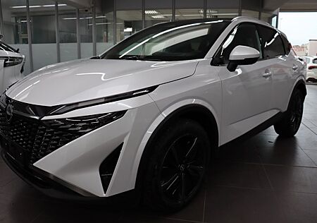 Nissan Qashqai 1.3 AT MHEV Tekna P.dach Navi/BOSE/HUD