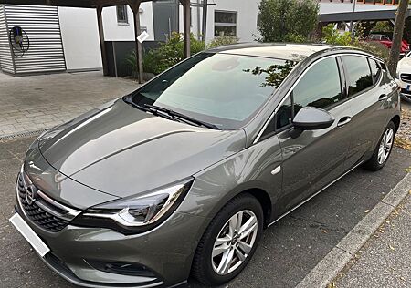 Opel Astra 1.0 ECOTEC Turbo Innovation