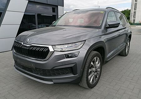 Skoda Kodiaq Clever 4x4 2.0 TDI /TRAVEL/VIRTUAL/PANO/