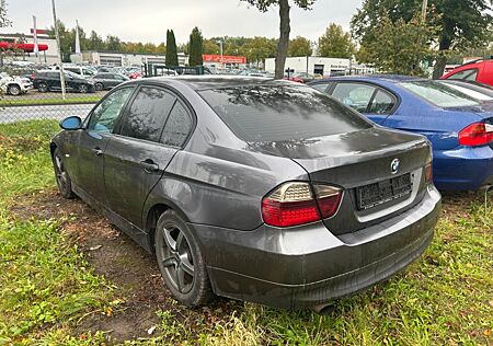 BMW 320i 320 Baureihe 3 Lim.