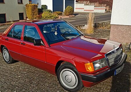 Mercedes-Benz 190