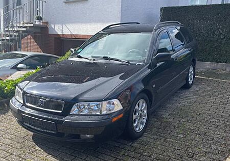 Volvo V40 1.8 -