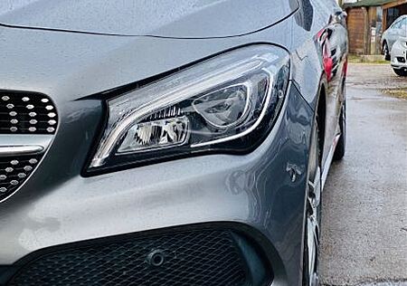 Mercedes-Benz CLA 180 AMG Line AMG Line