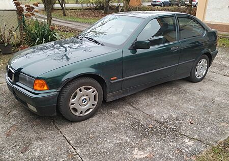 BMW 316i Compact -