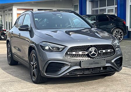 Mercedes-Benz GLA 220 GLA 220d 4M LED/KAMERA/PANODACH/AHK/AMG-LINE