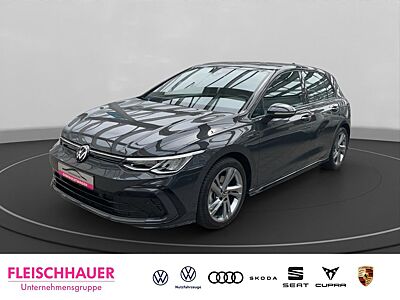 Volkswagen Golf VIII 1.5 eTSI R-Line Sportpaket Digitales C