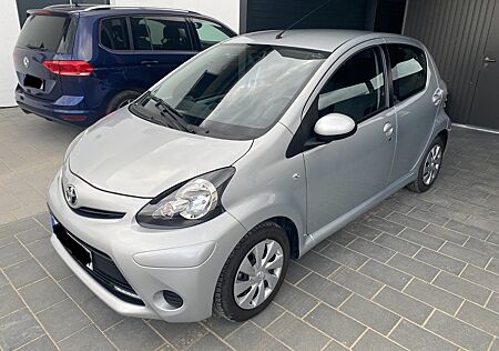 Toyota Aygo (X) Aygo 1,0 l Cool Automatik-Getriebe TOP Zustand