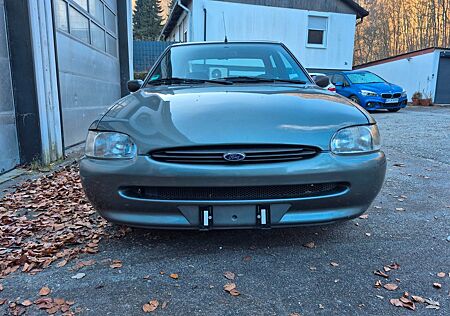 Ford Escort 1.4i Flair + gepflegt+guter Zustand
